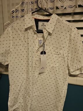 White Short-Sleeve Printed Shirt